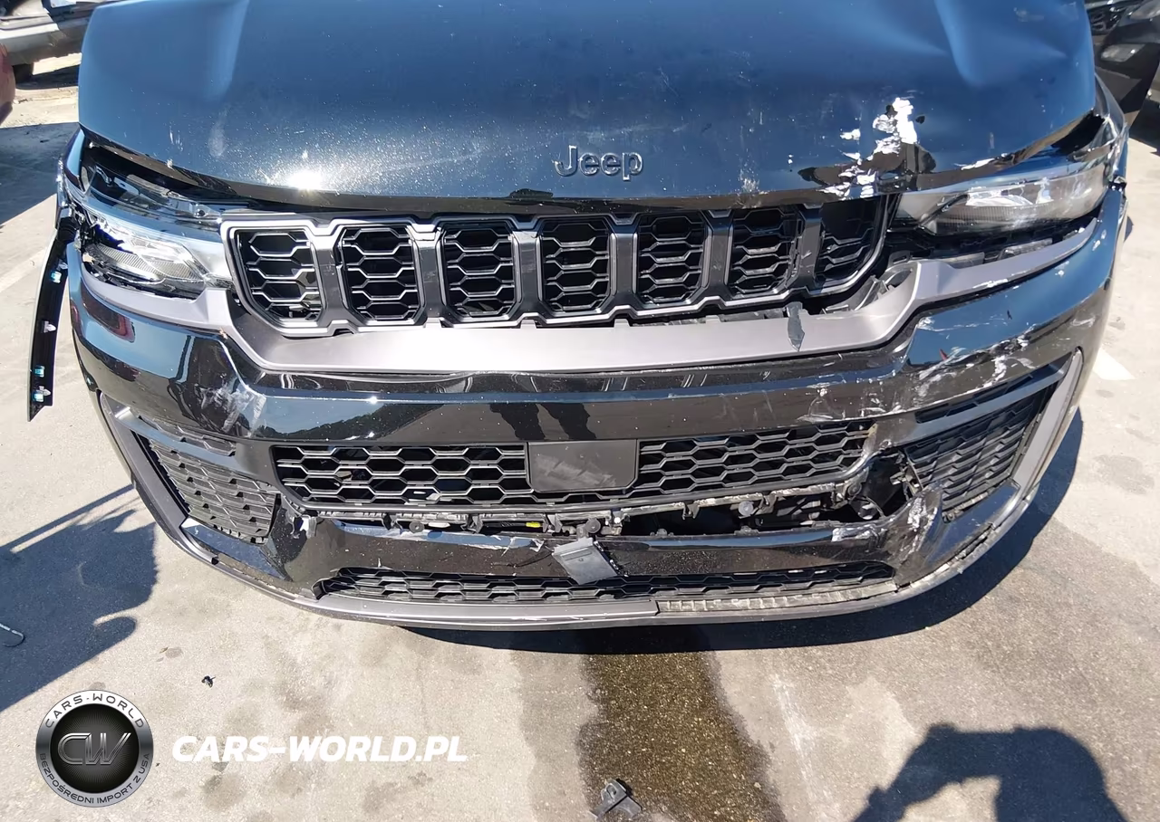 2026 Jeep Grand Cherokee Altitude 4X4 VIN:1C4RJHAR7TC207102 - 6
