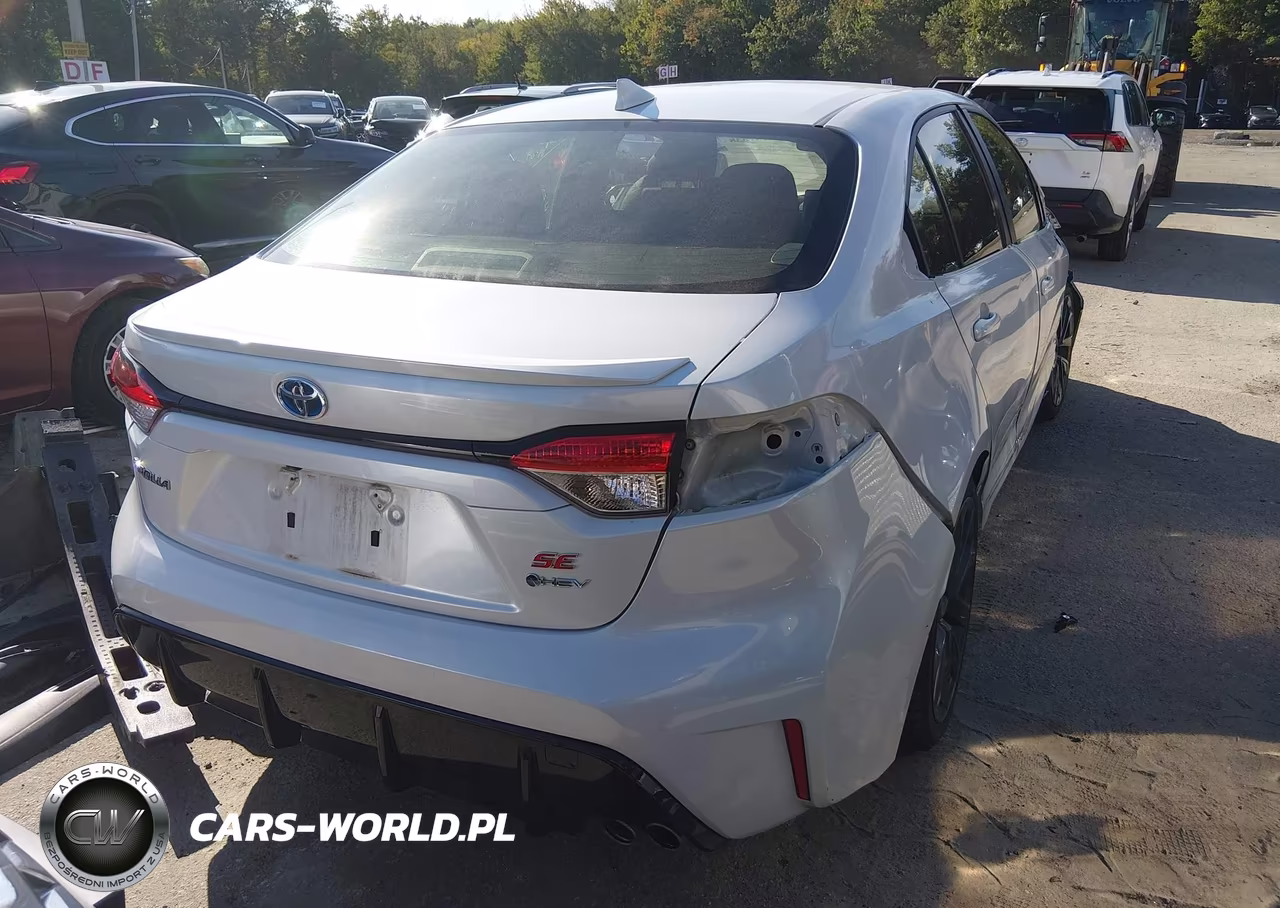 2025 Toyota Corolla Hybrid Se VIN:JTDBCMFEXSJ038827 - 4