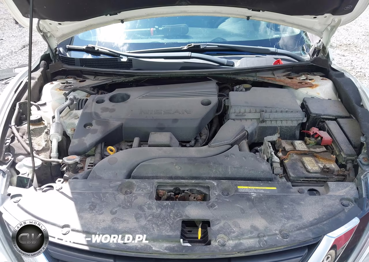 2018 Nissan Altima 2.5 S VIN:1N4AL3APXJC203329 - 10