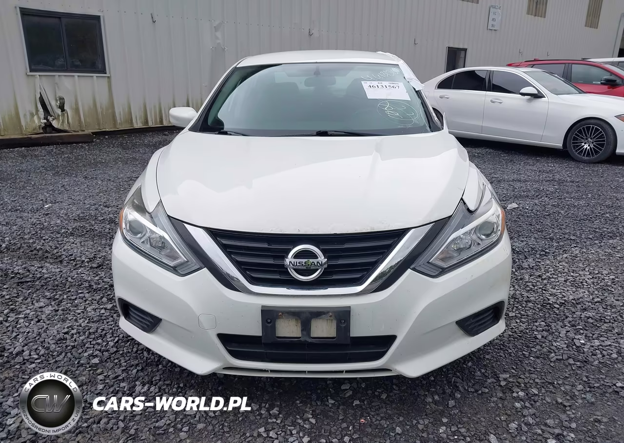 2018 Nissan Altima 2.5 S VIN:1N4AL3APXJC203329 - 11