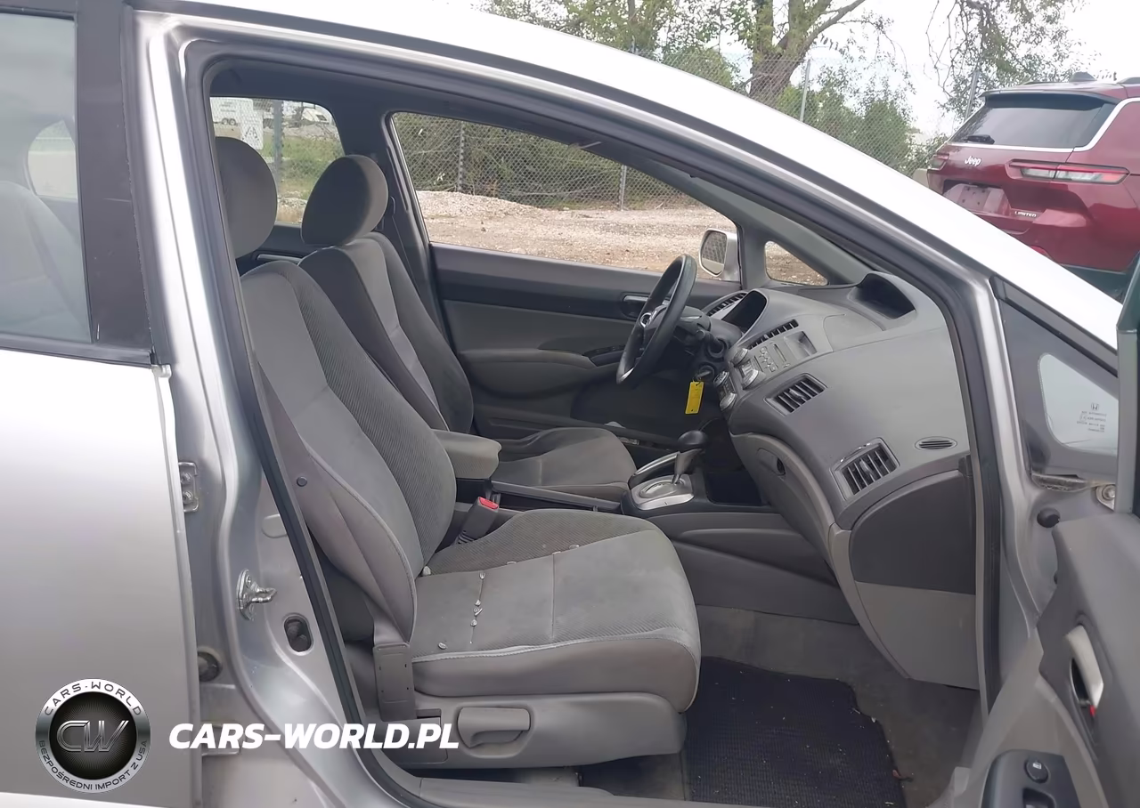 2010 Honda Civic Lx VIN:19XFA1F51AE084113 - 5