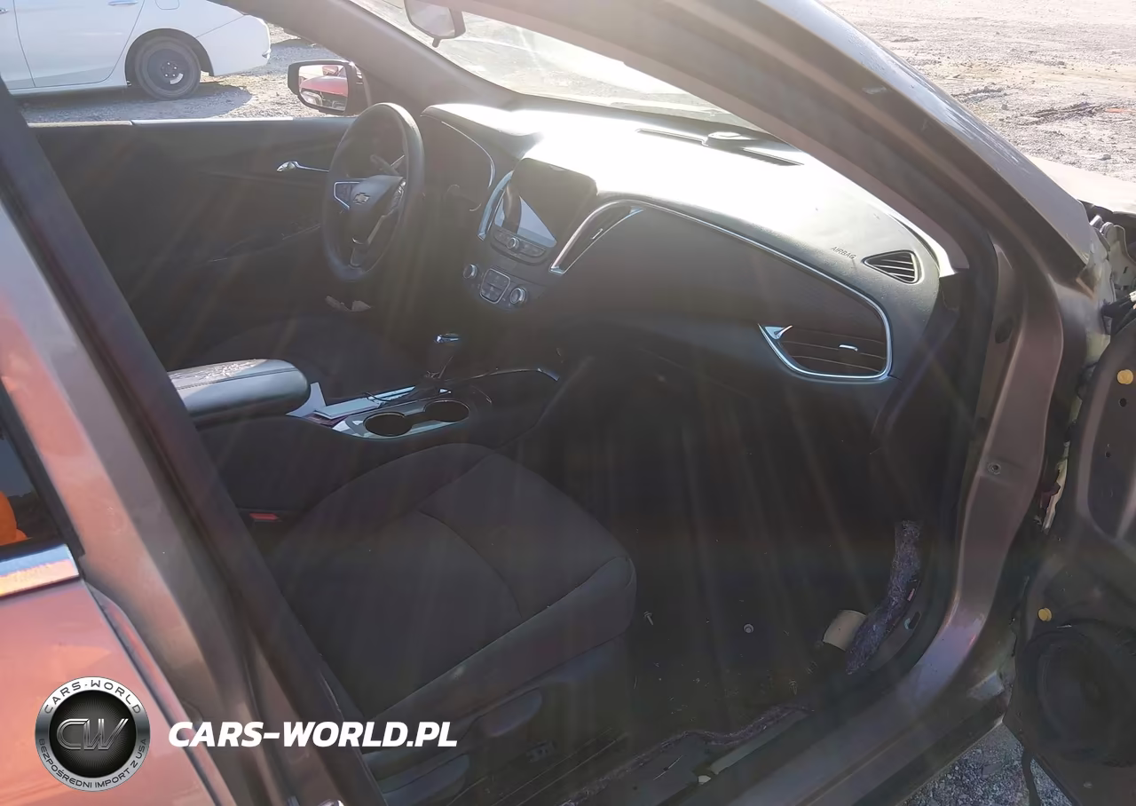 2019 Chevrolet Malibu Lt VIN:1G1ZD5ST6KF141017 - 5