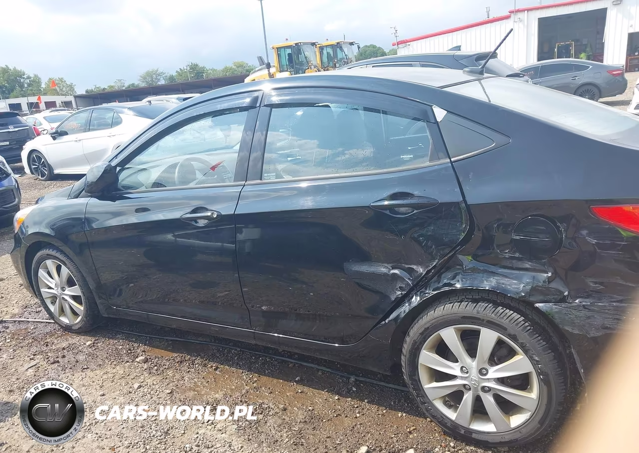 2014 Hyundai Accent Gls VIN:KMHCU4AE0EU752991 - 14