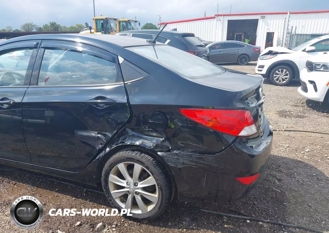 2014 Hyundai Accent Gls VIN:KMHCU4AE0EU752991 - 6