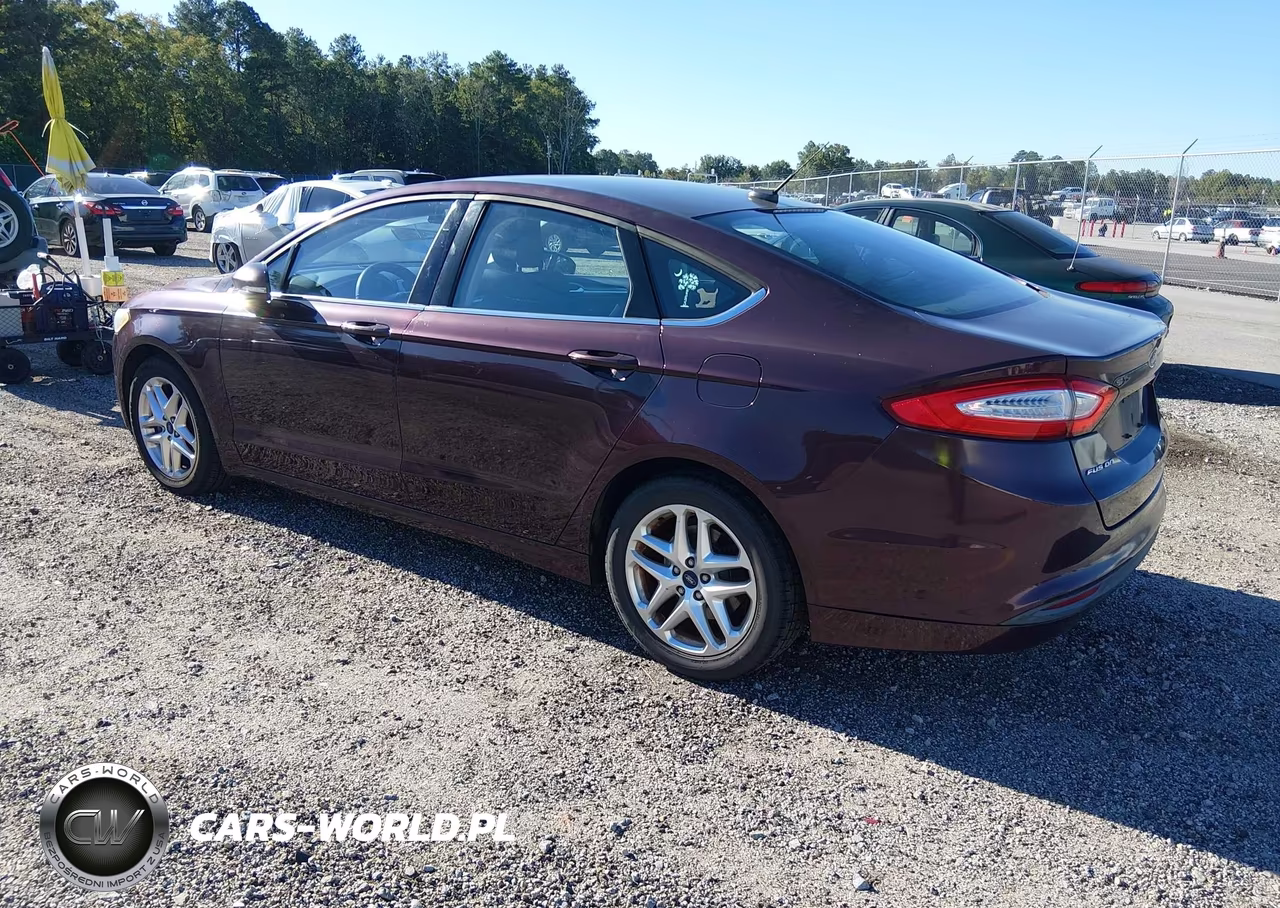 2013 Ford Fusion Se VIN:3FA6P0H75DR220432 - 3