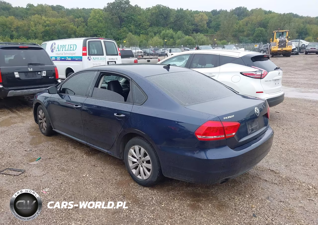 2014 Volkswagen Passat 2.5L Wolfsburg Edition VIN:1VWAP7A35EC006090 - 3