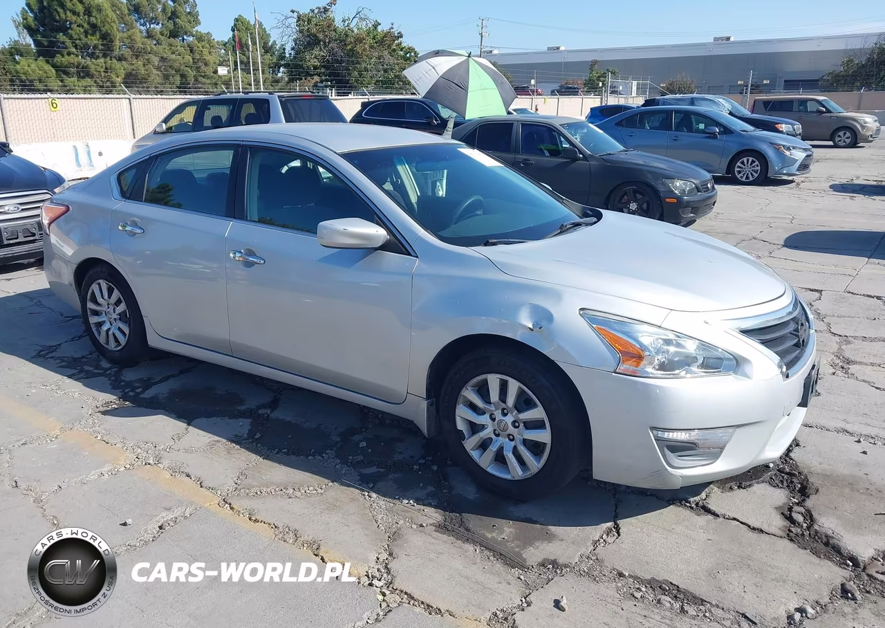 2013 Nissan Altima 2.5 S – zdjęcie 1 z 11