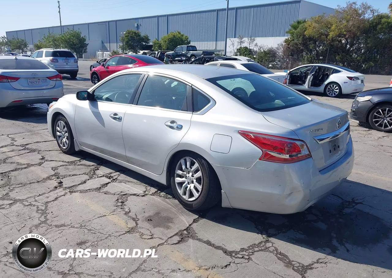 2013 Nissan Altima 2.5 S VIN:1N4AL3AP7DN571296 - 3