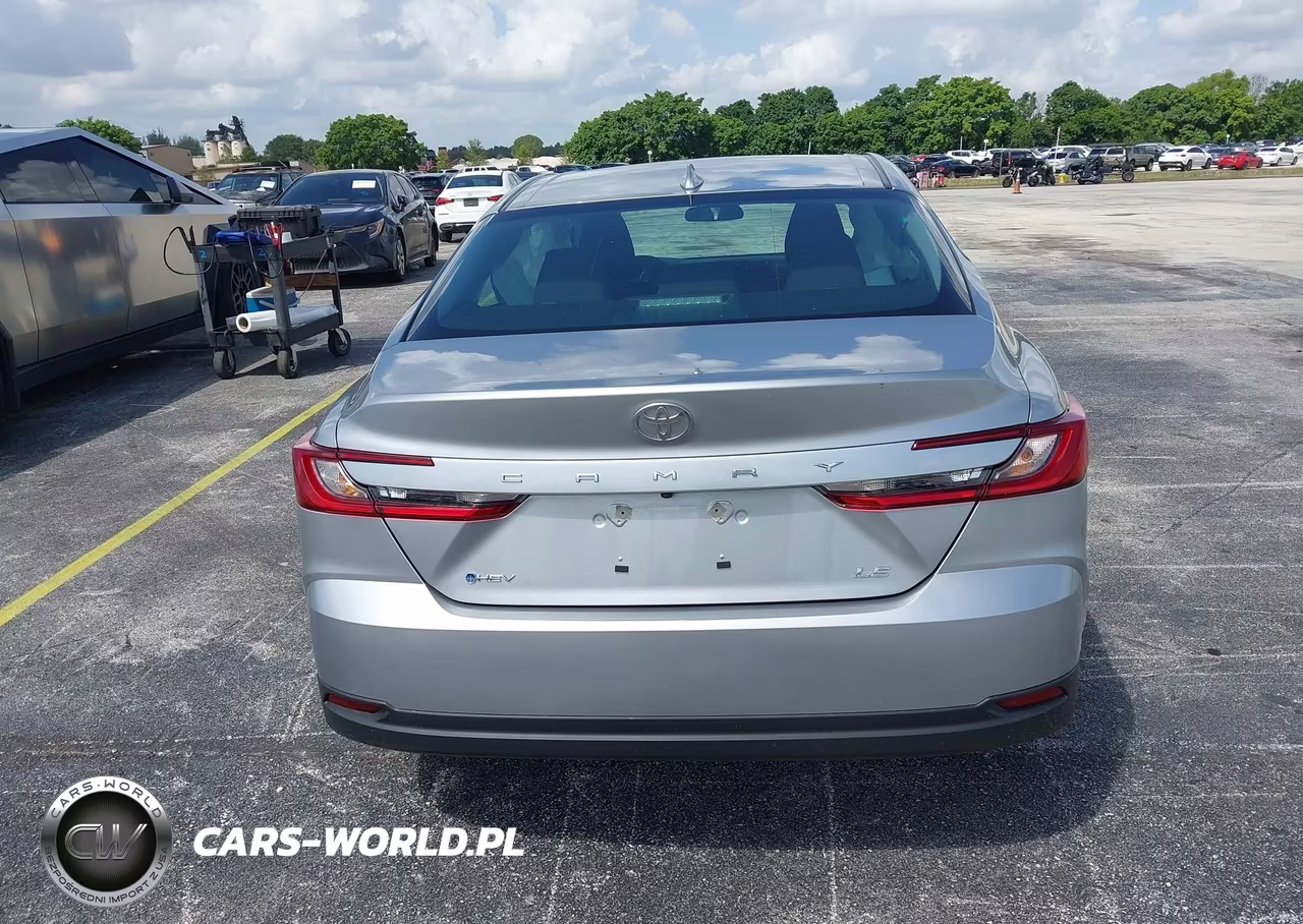 2026 Toyota Camry Le VIN:4T1DAACK2TU213591 - 16