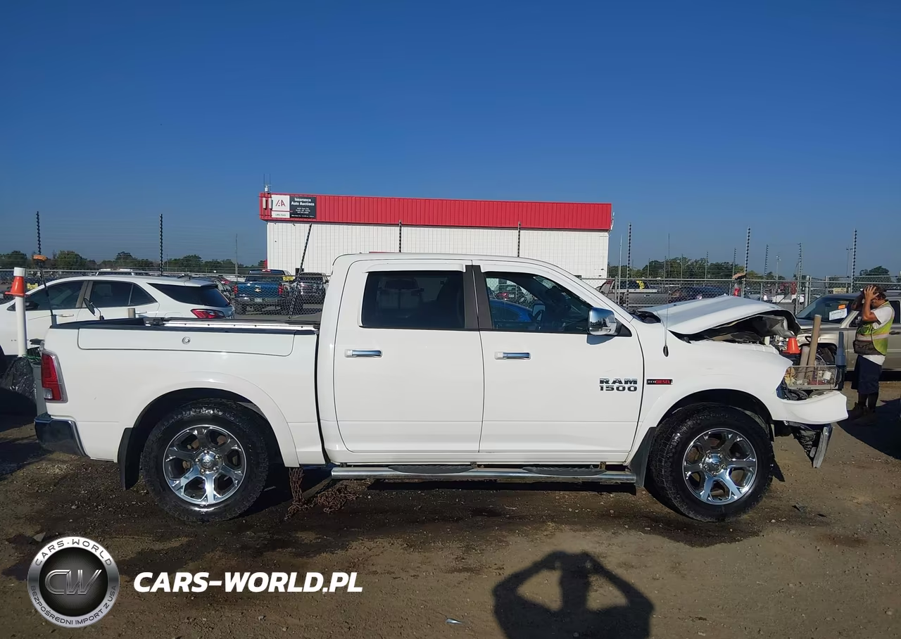2017 Ram 1500 Laramie 4X4 5'7 Box VIN:1C6RR7NM6HS881845 - 13