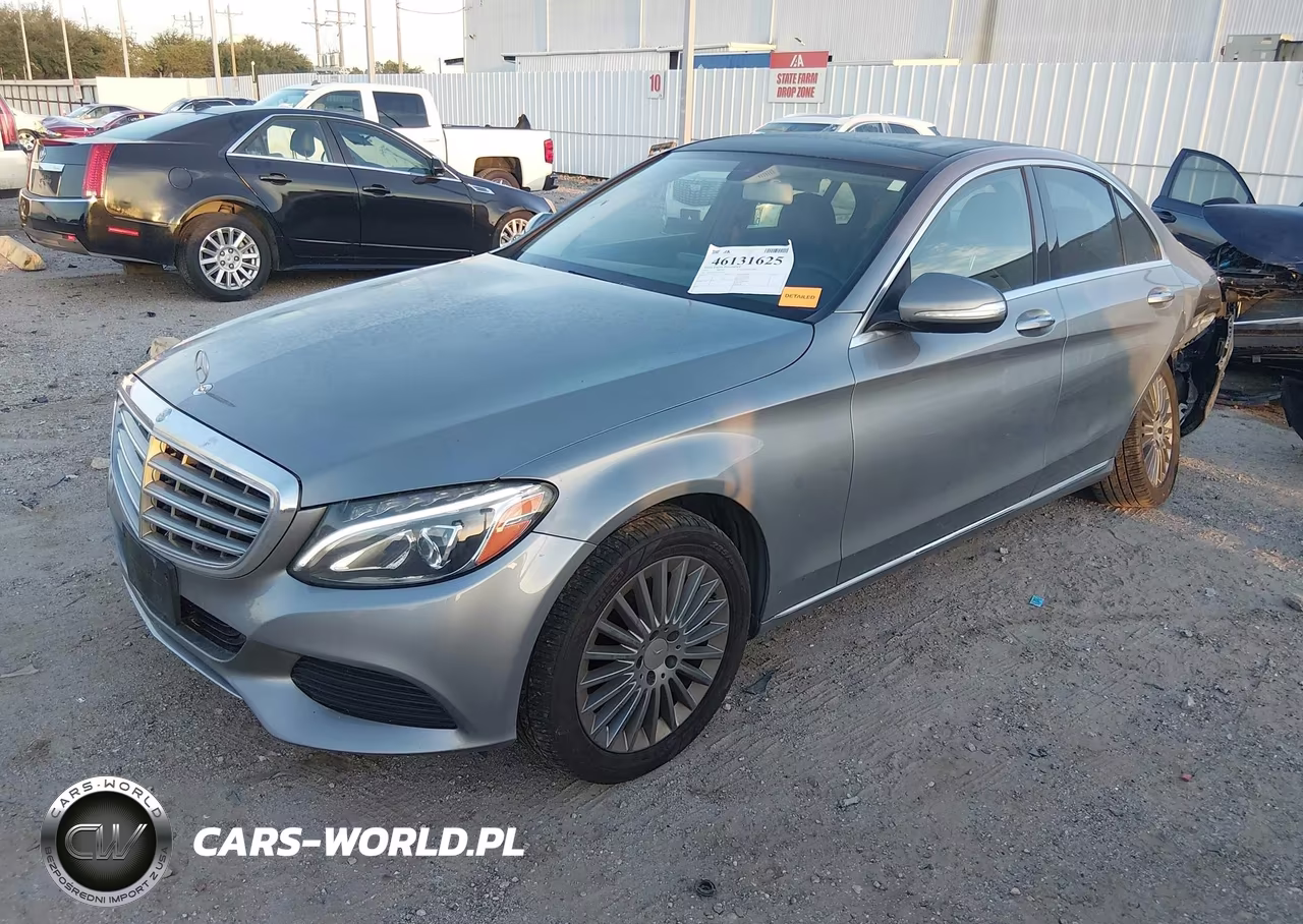 2015 Mercedes-Benz C 300 Luxury 4Matic VIN:55SWF4KB4FU015012 - 2