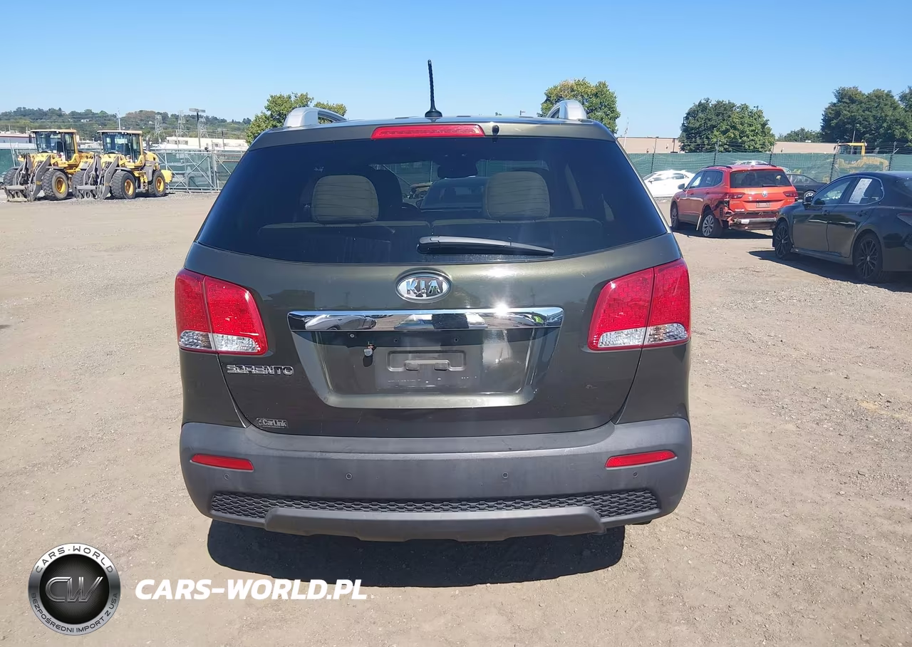 2012 Kia Sorento Lx VIN:5XYKT4A69CG195119 - 16