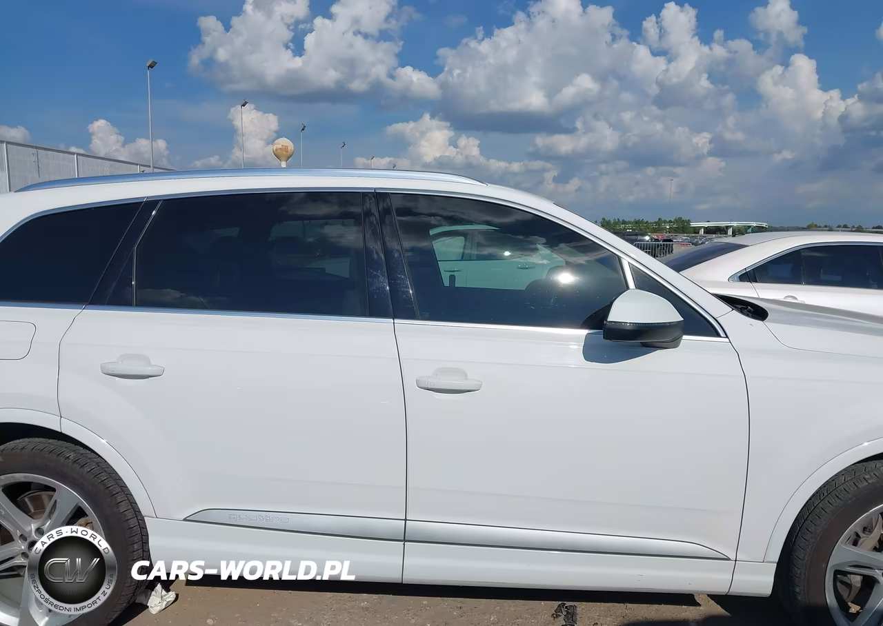 2019 Audi Q7 55 Premium VIN:WA1VAAF76KD010681 - 13