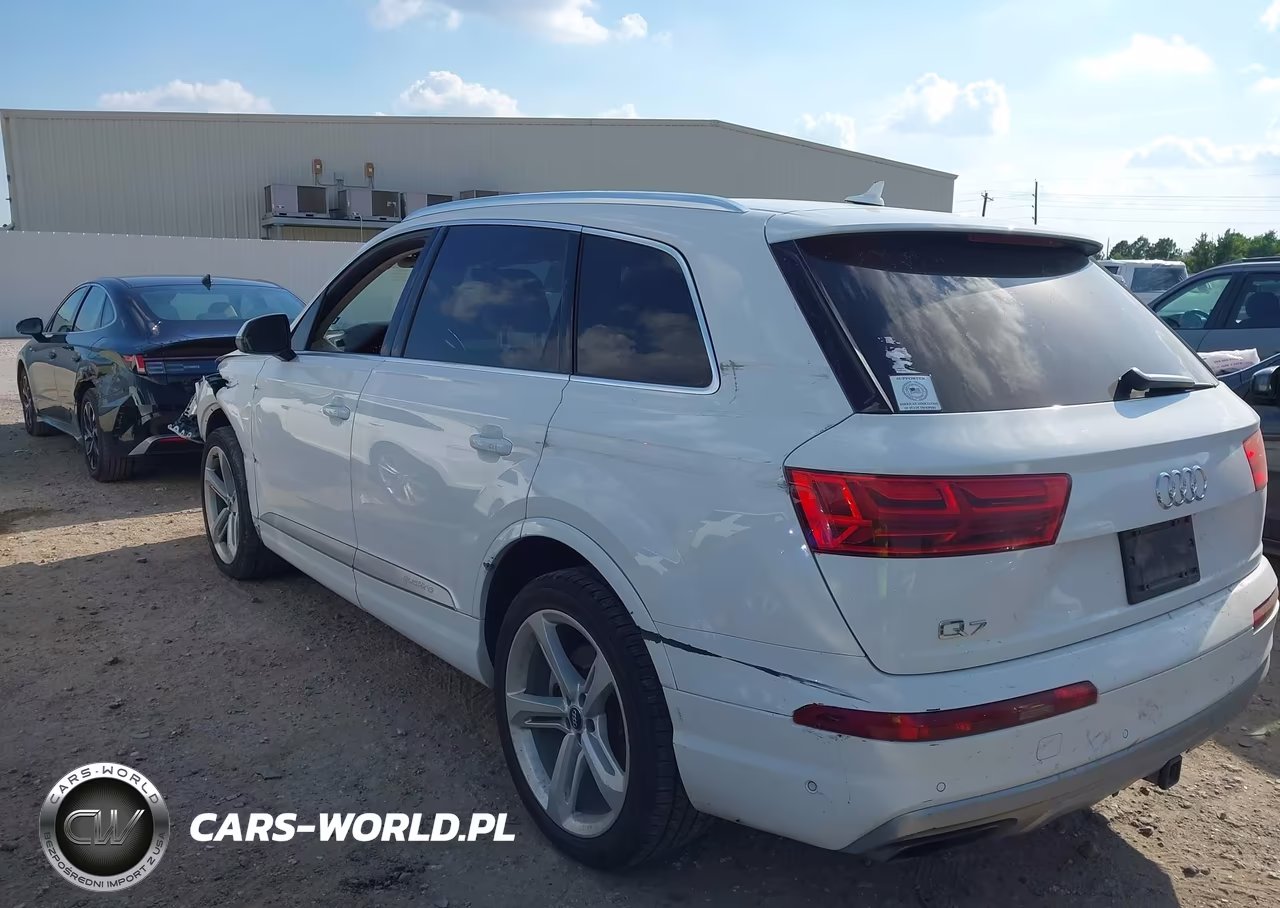 2019 Audi Q7 55 Premium VIN:WA1VAAF76KD010681 - 3
