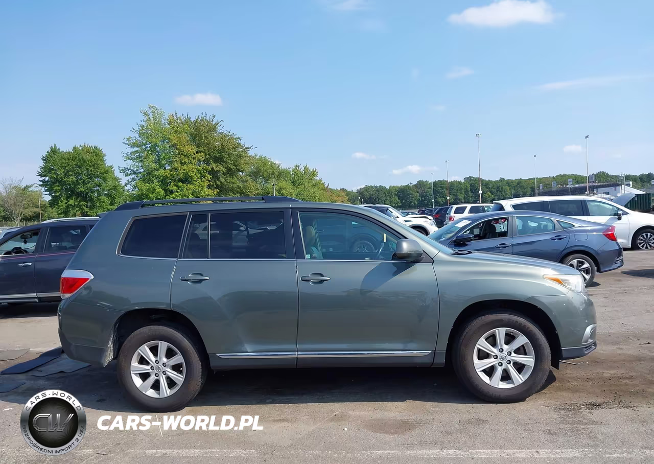 2013 Toyota Highlander Se V6 VIN:5TDBK3EH2DS248241 - 13