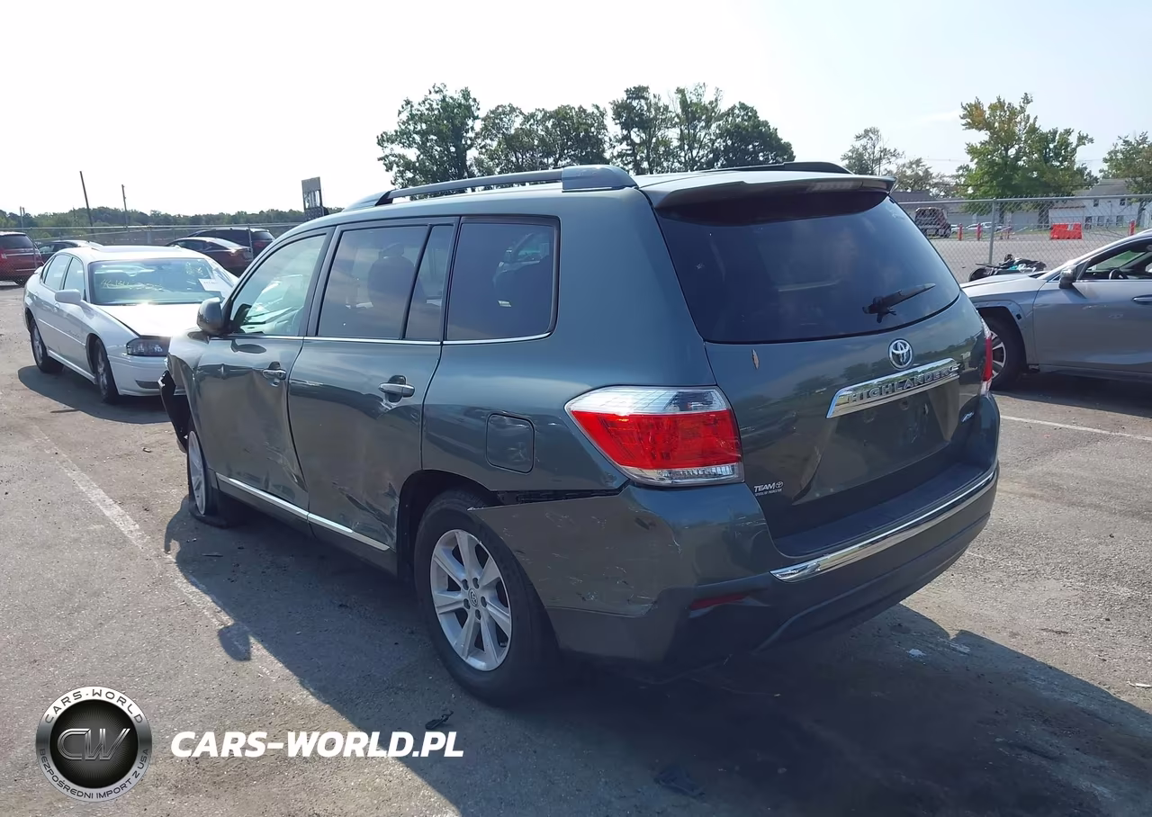 2013 Toyota Highlander Se V6 VIN:5TDBK3EH2DS248241 - 3