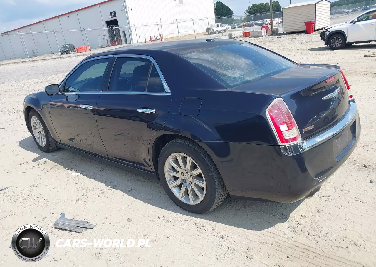 2012 Chrysler 300 Limited VIN:2C3CCACG2CH243140 - 3