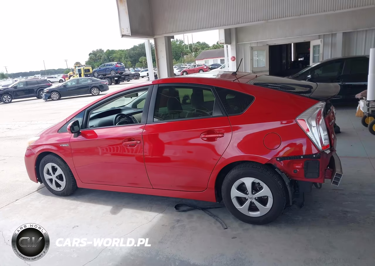 2013 Toyota Prius Two VIN:JTDKN3DU3D0349149 - 15