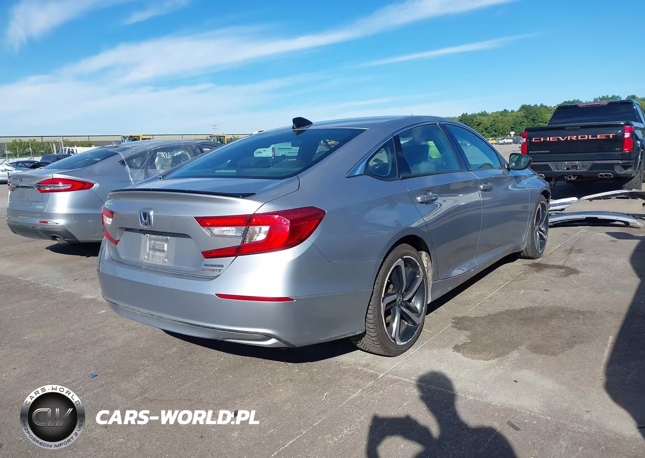 2022 Honda Accord Hybrid Sport VIN:1HGCV3F21NA026621 - 4