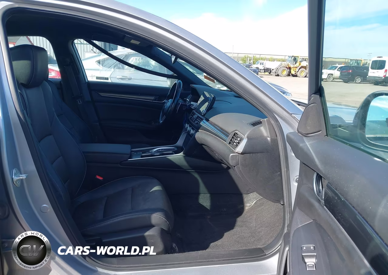 2022 Honda Accord Hybrid Sport VIN:1HGCV3F21NA026621 - 5