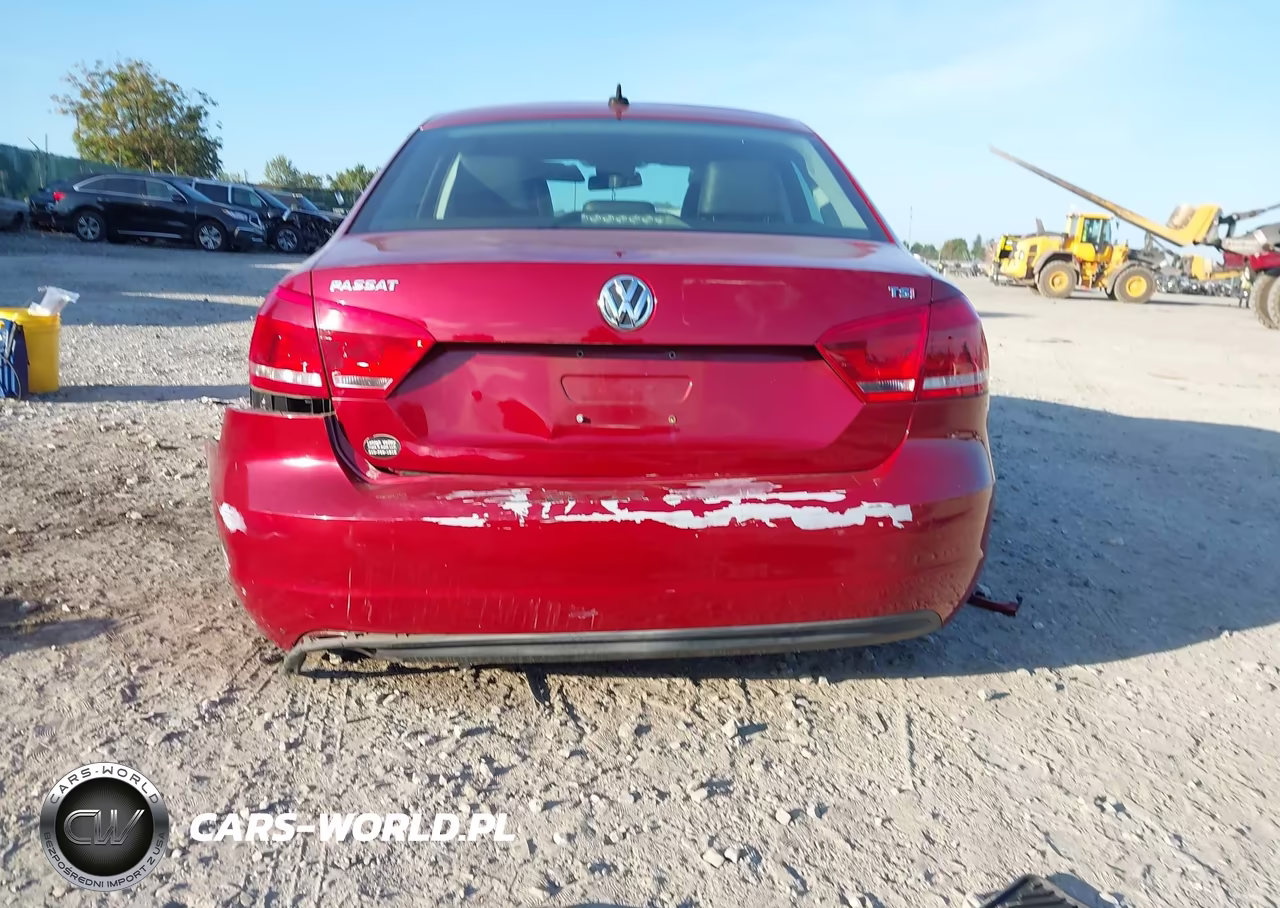 2015 Volkswagen Passat 1.8T Wolfsburg Edition VIN:1VWAT7A30FC056490 - 16