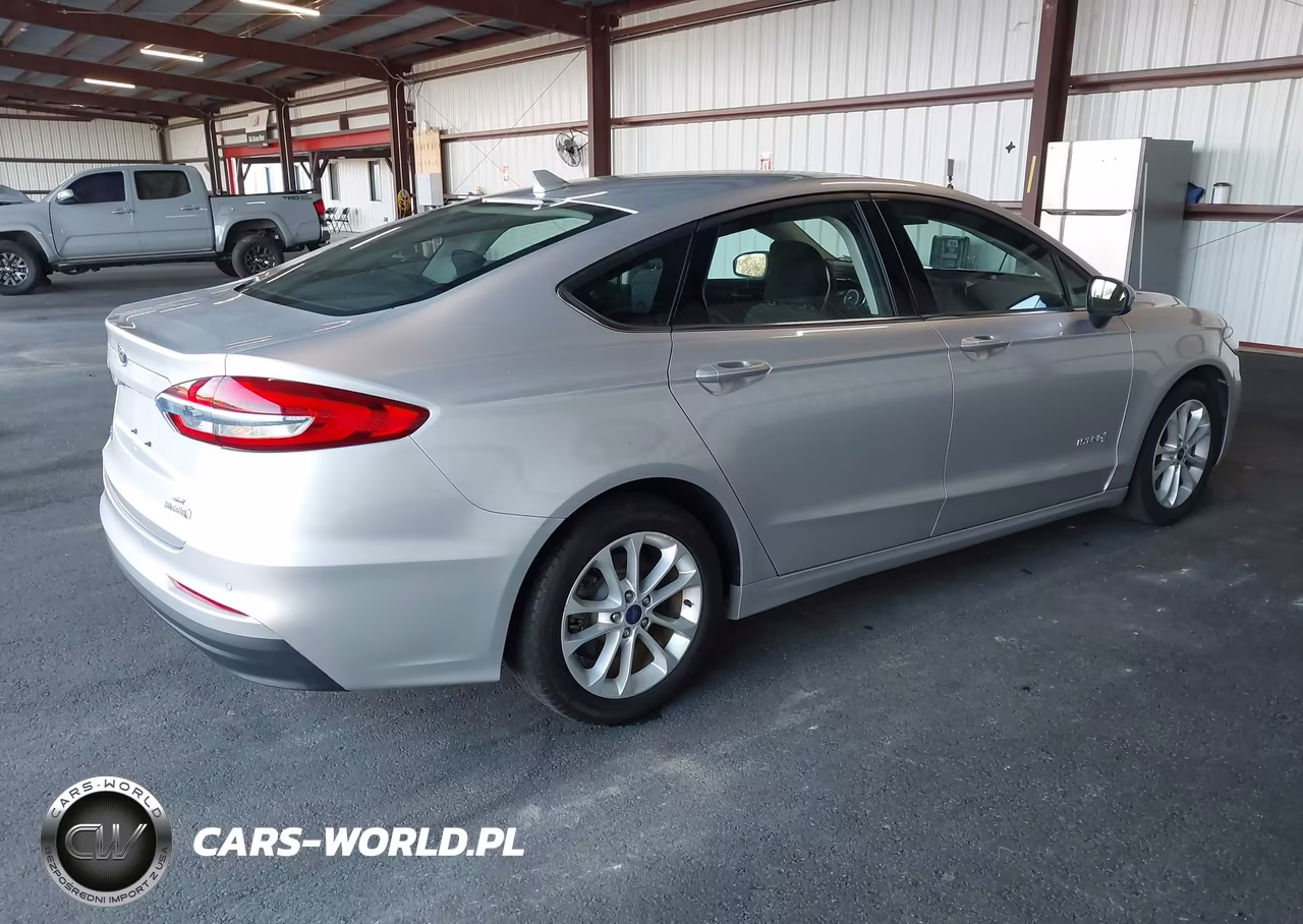 2019 Ford Fusion Hybrid Se VIN:3FA6P0LUXKR115752 - 4