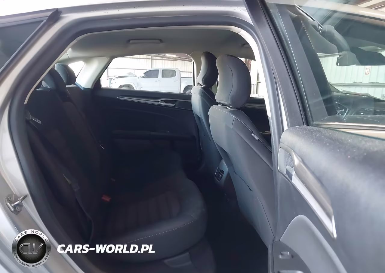 2019 Ford Fusion Hybrid Se VIN:3FA6P0LUXKR115752 - 8