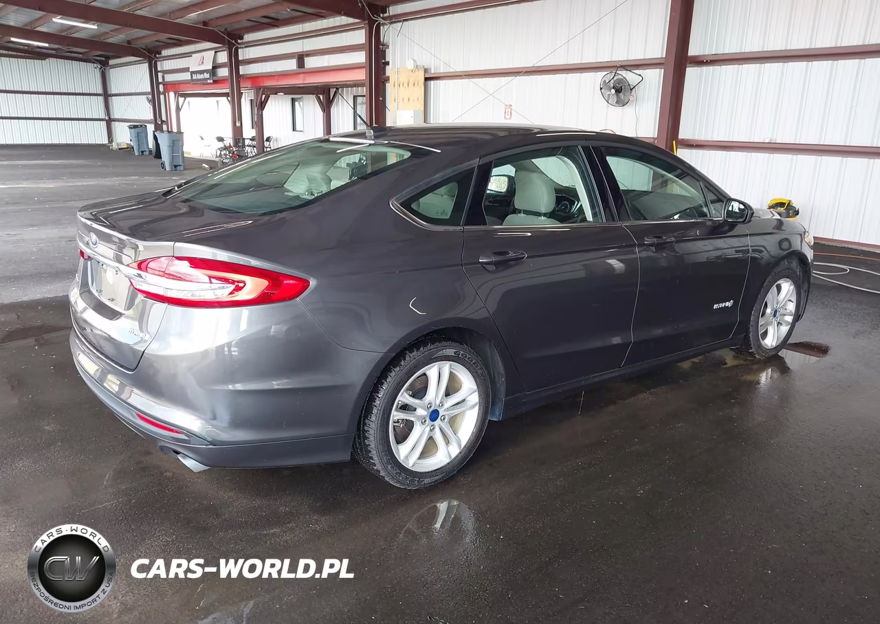 2018 Ford Fusion Hybrid S VIN:3FA6P0UU0JR261686 - 4