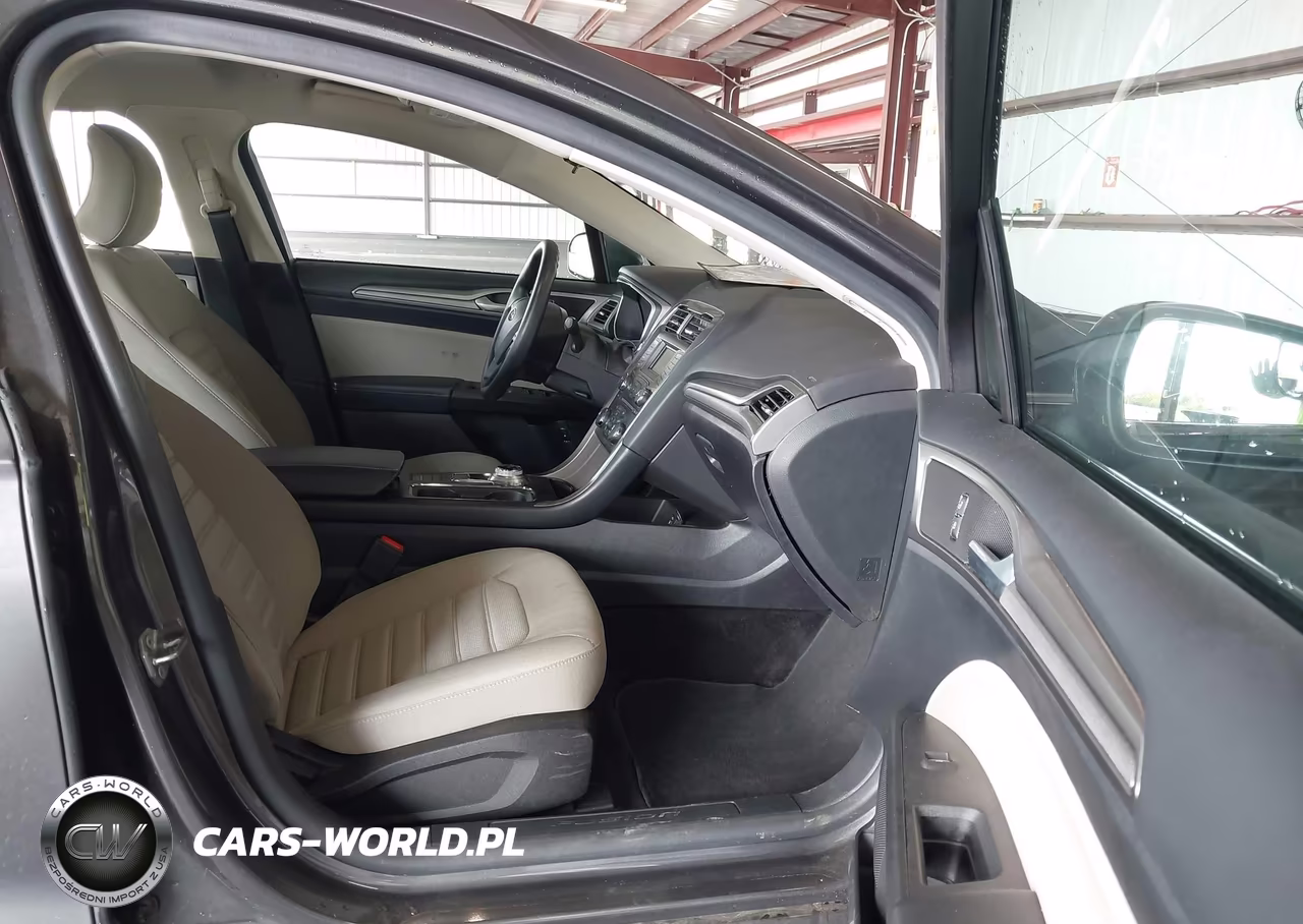 2018 Ford Fusion Hybrid S VIN:3FA6P0UU0JR261686 - 5