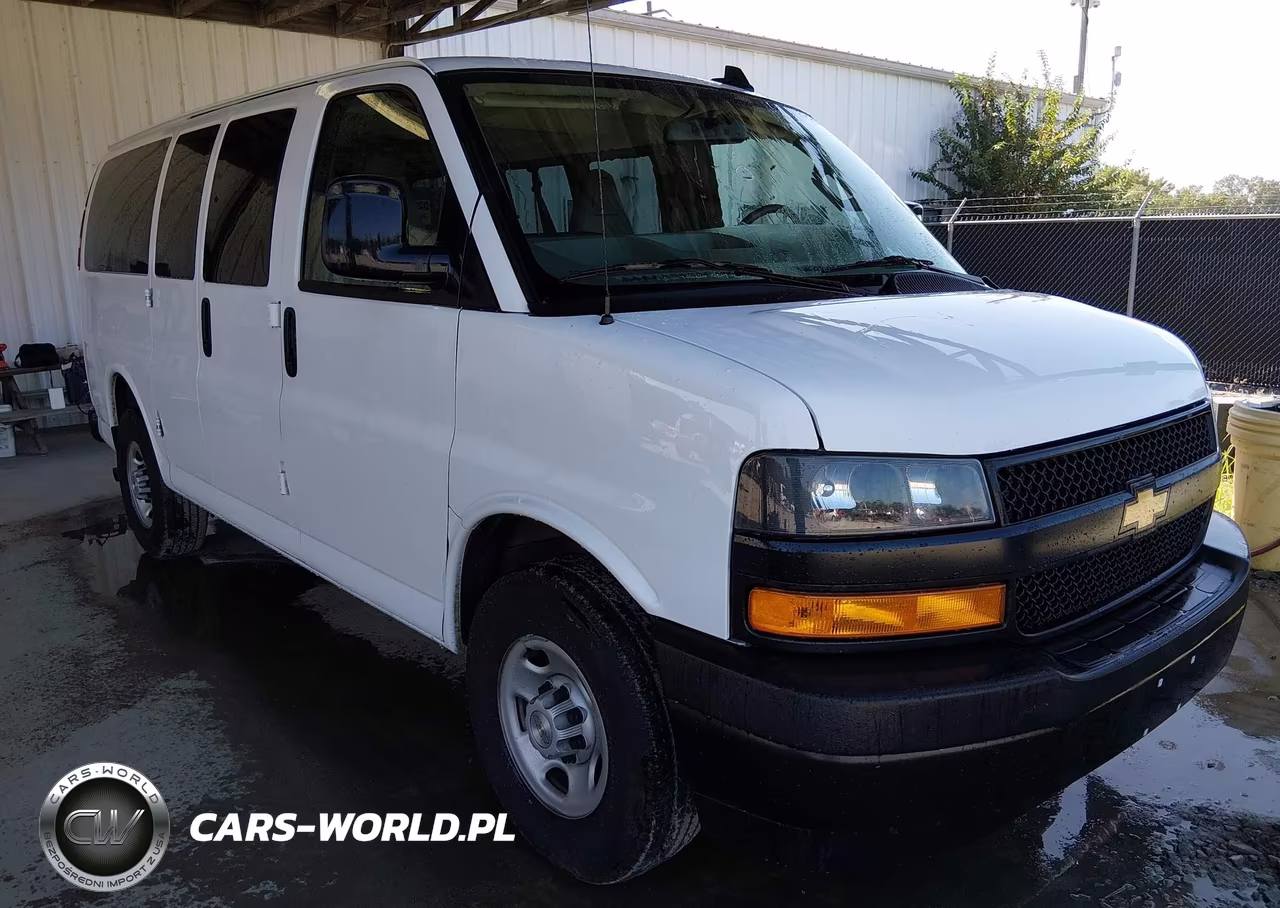 2024 Chevrolet Express Passenger Rwd 2500 Regular Wheelbase Ls VIN:1GAWGEFP7R1158567 - 1