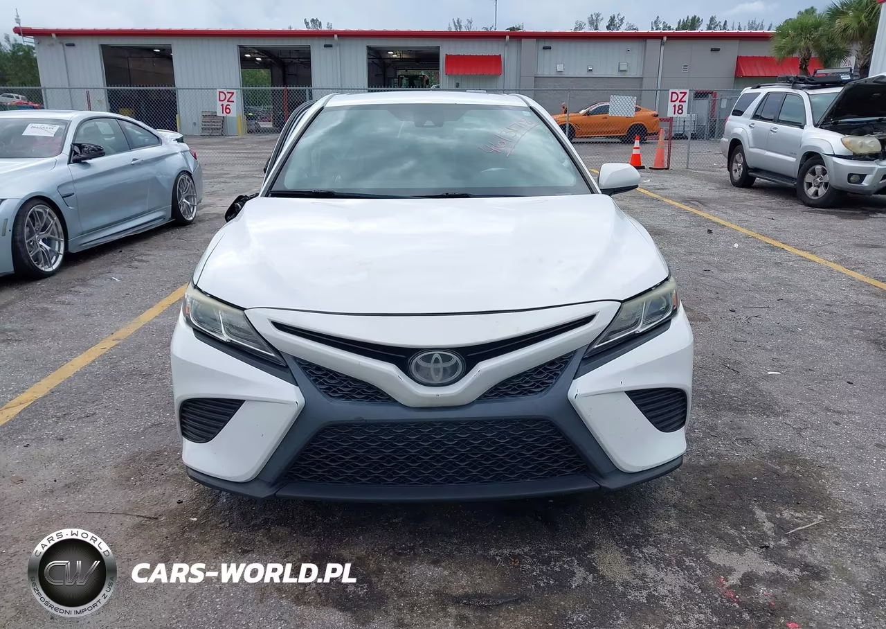 2019 Toyota Camry Se VIN:4T1B11HK8KU804216 - 13