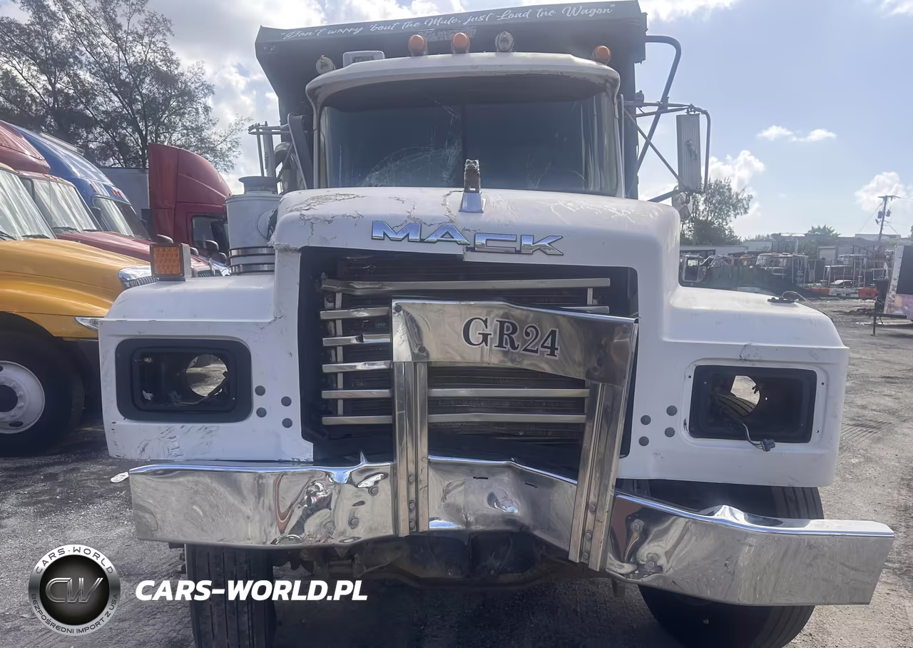 2000 Mack 600 Rd600 VIN:1M2P267C9YM048673 - 12