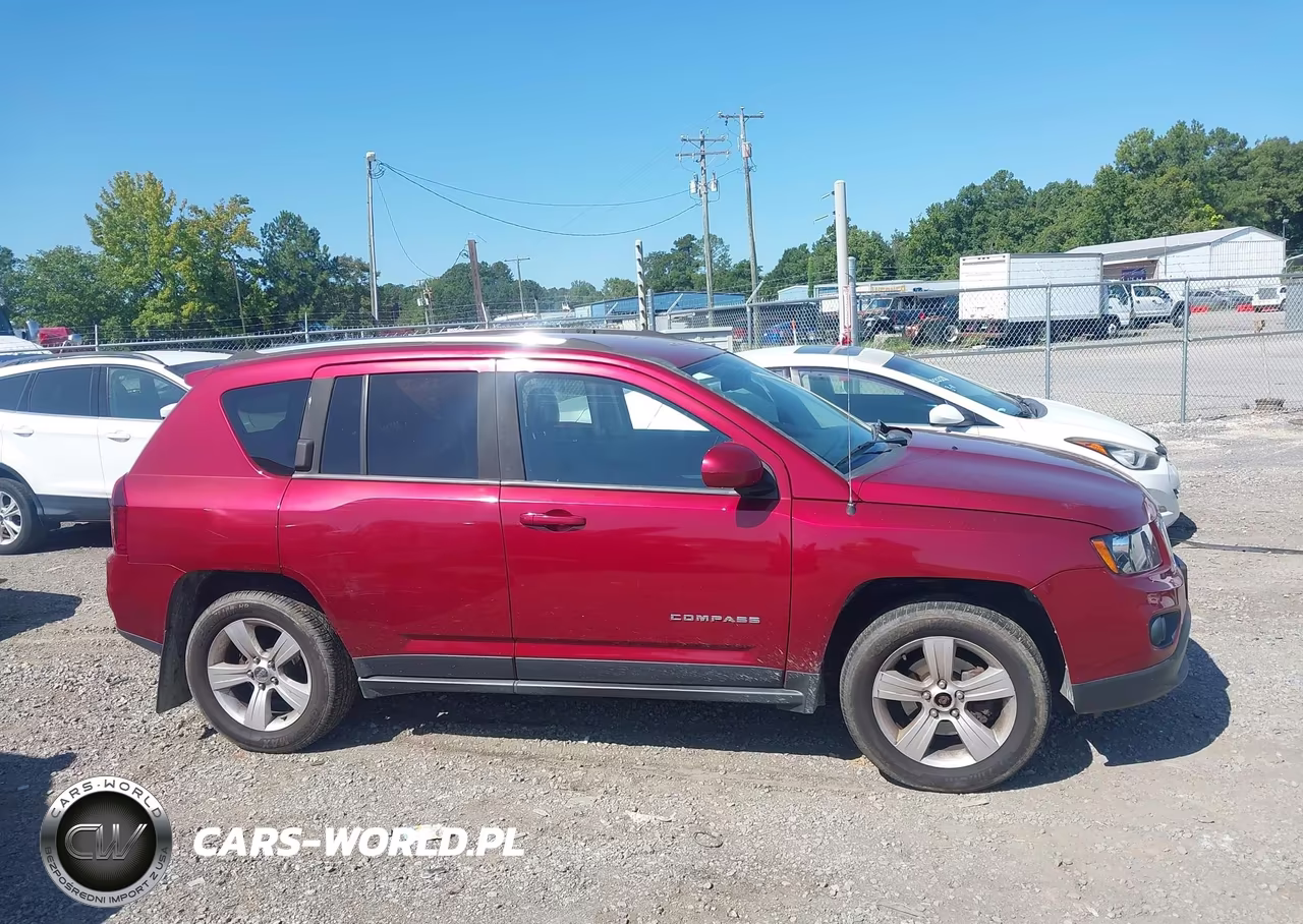 2014 Jeep Compass Latitude VIN:1C4NJDEB2ED643938 - 13