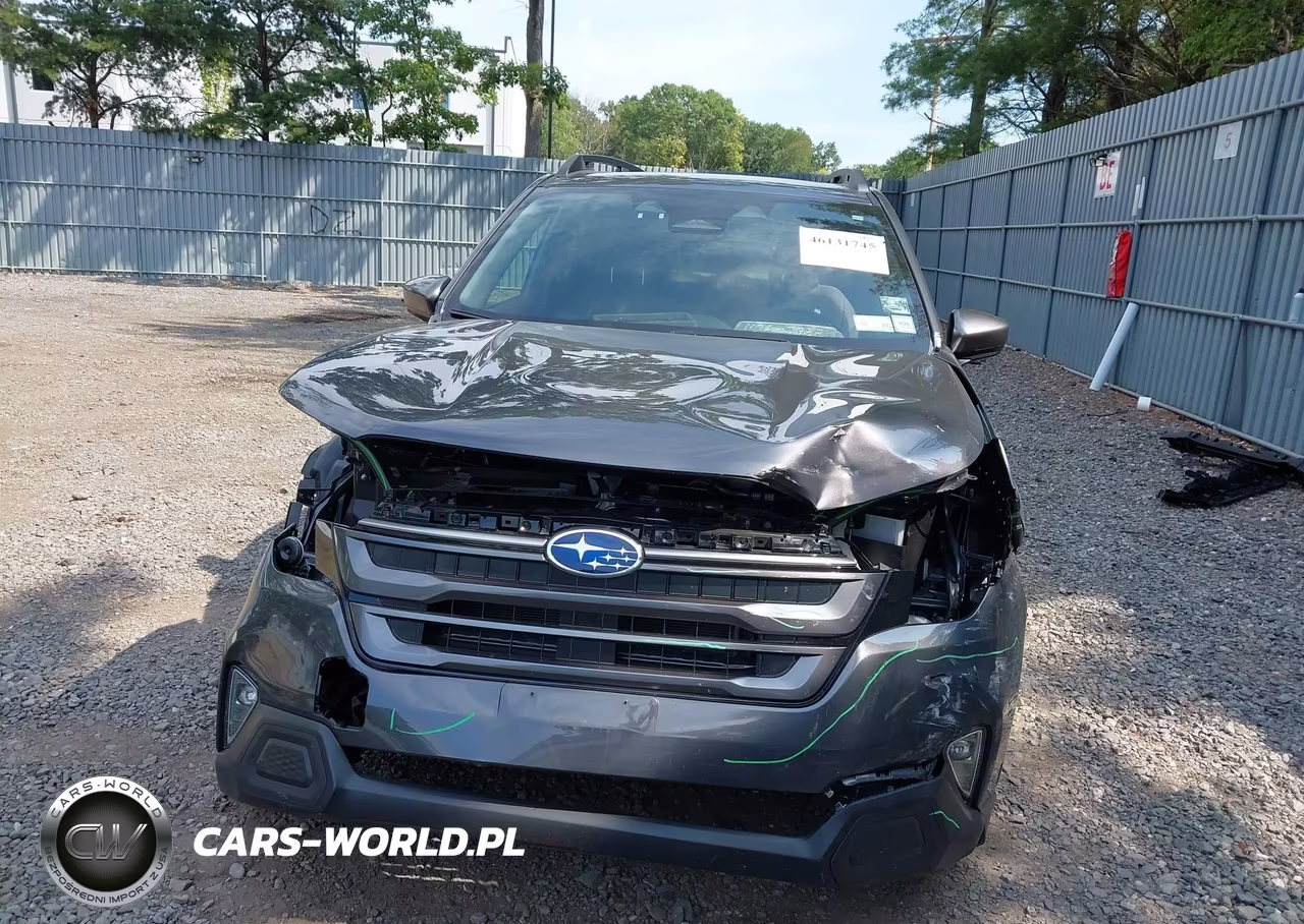 2025 Subaru Forester Premium VIN:JF2SLDDC8SH606373 - 12