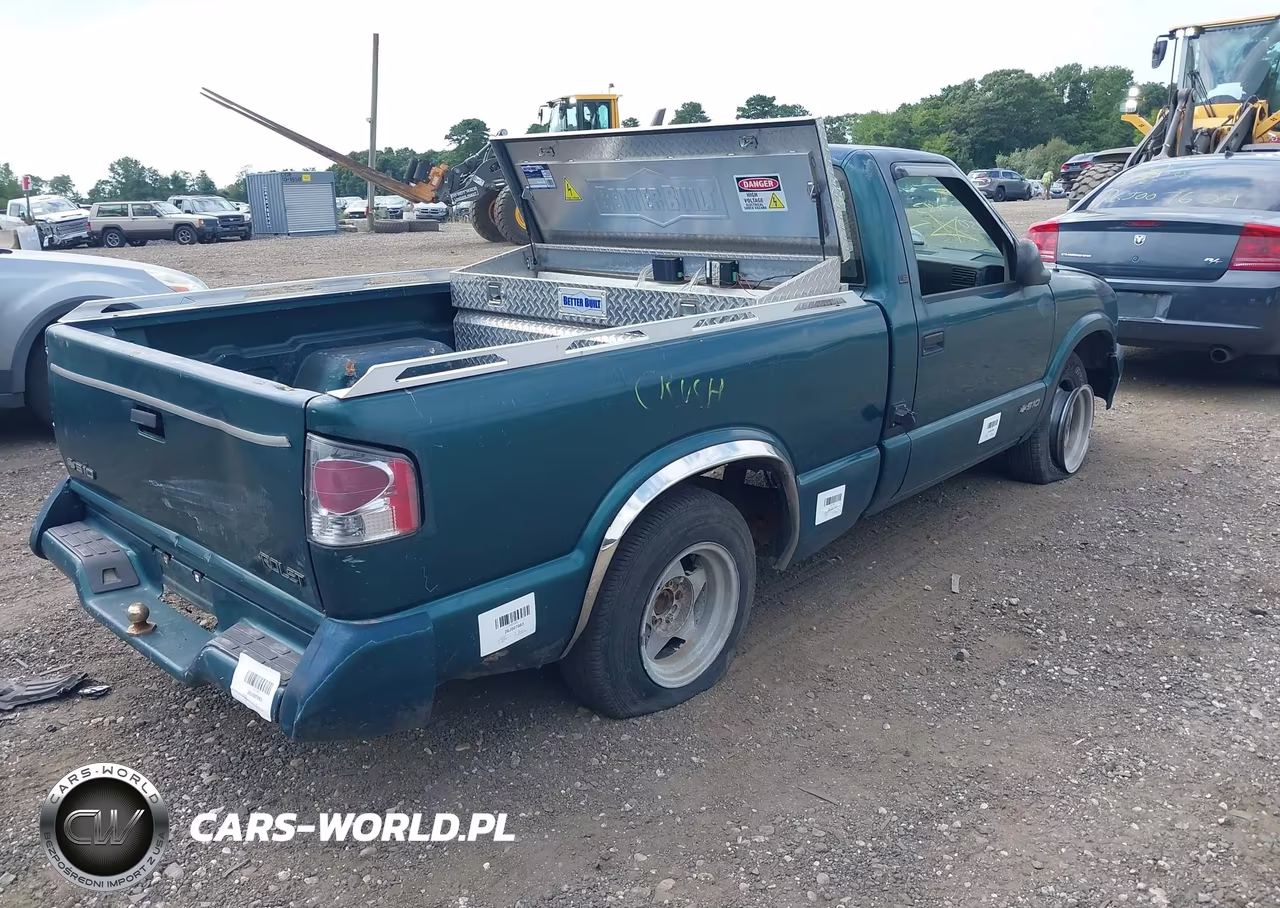 1996 Chevrolet S Truck S10 VIN:1GCCS1448T8106504 - 4