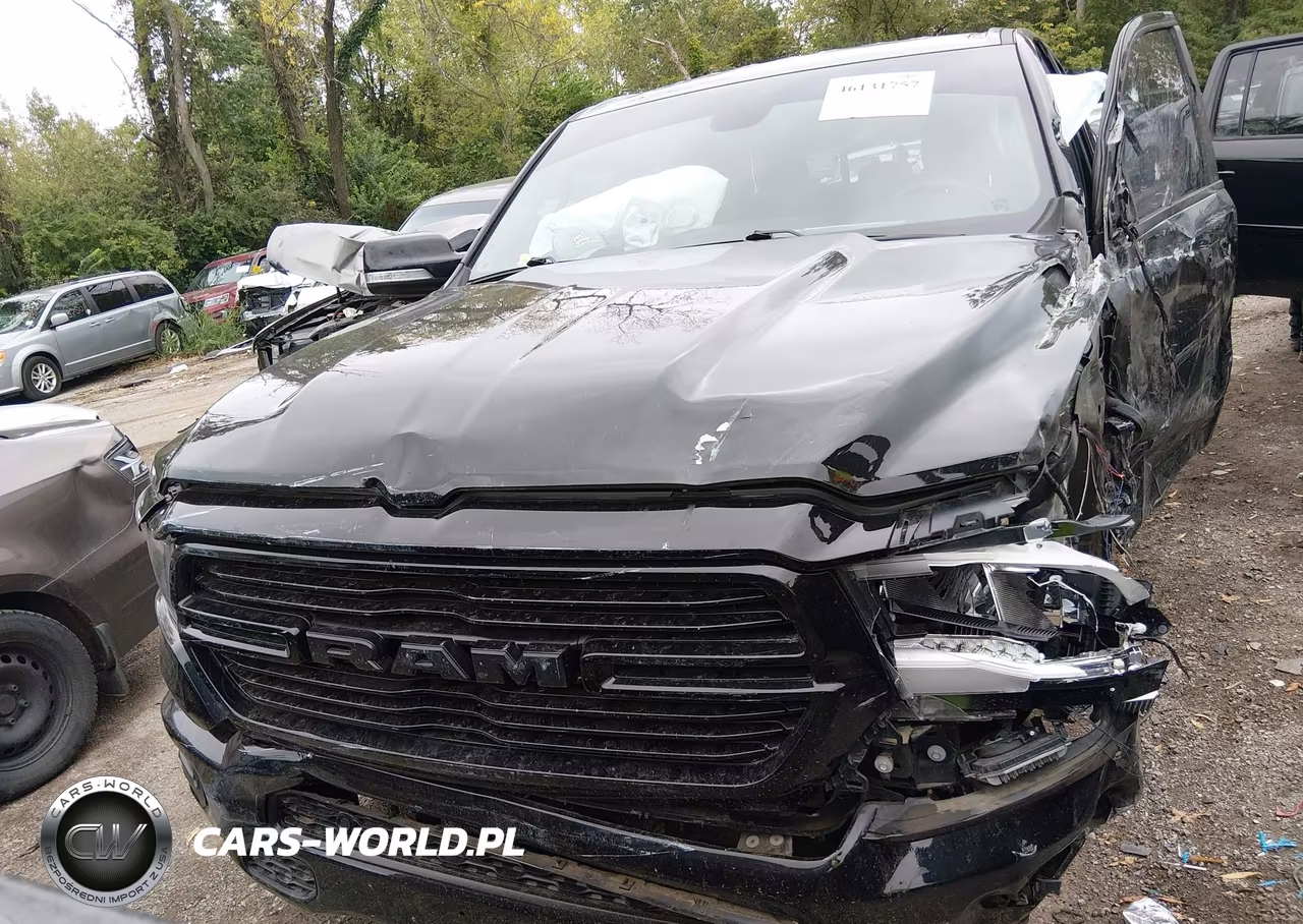 2019 Ram 1500 VIN:1C6SRFFT0KN876261 - 12