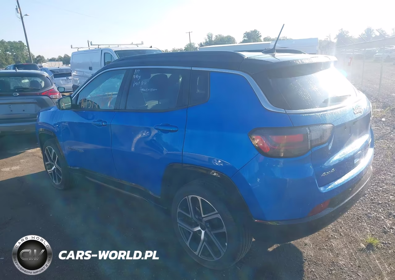 2025 Jeep Compass Limited 4X4 VIN:3C4NJDCN4ST614122 - 3