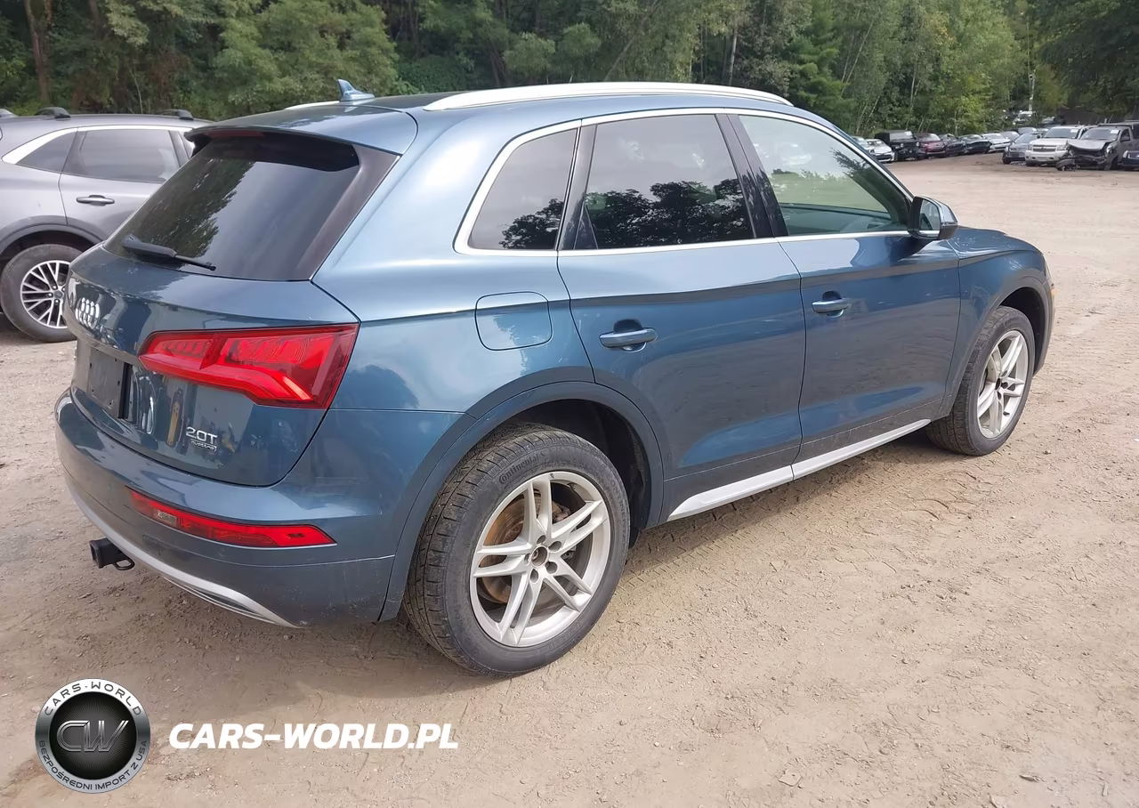 2018 Audi Q5 2.0T Premium-2.0T Tech Premium VIN:WA1BNAFY4J2101801 - 4