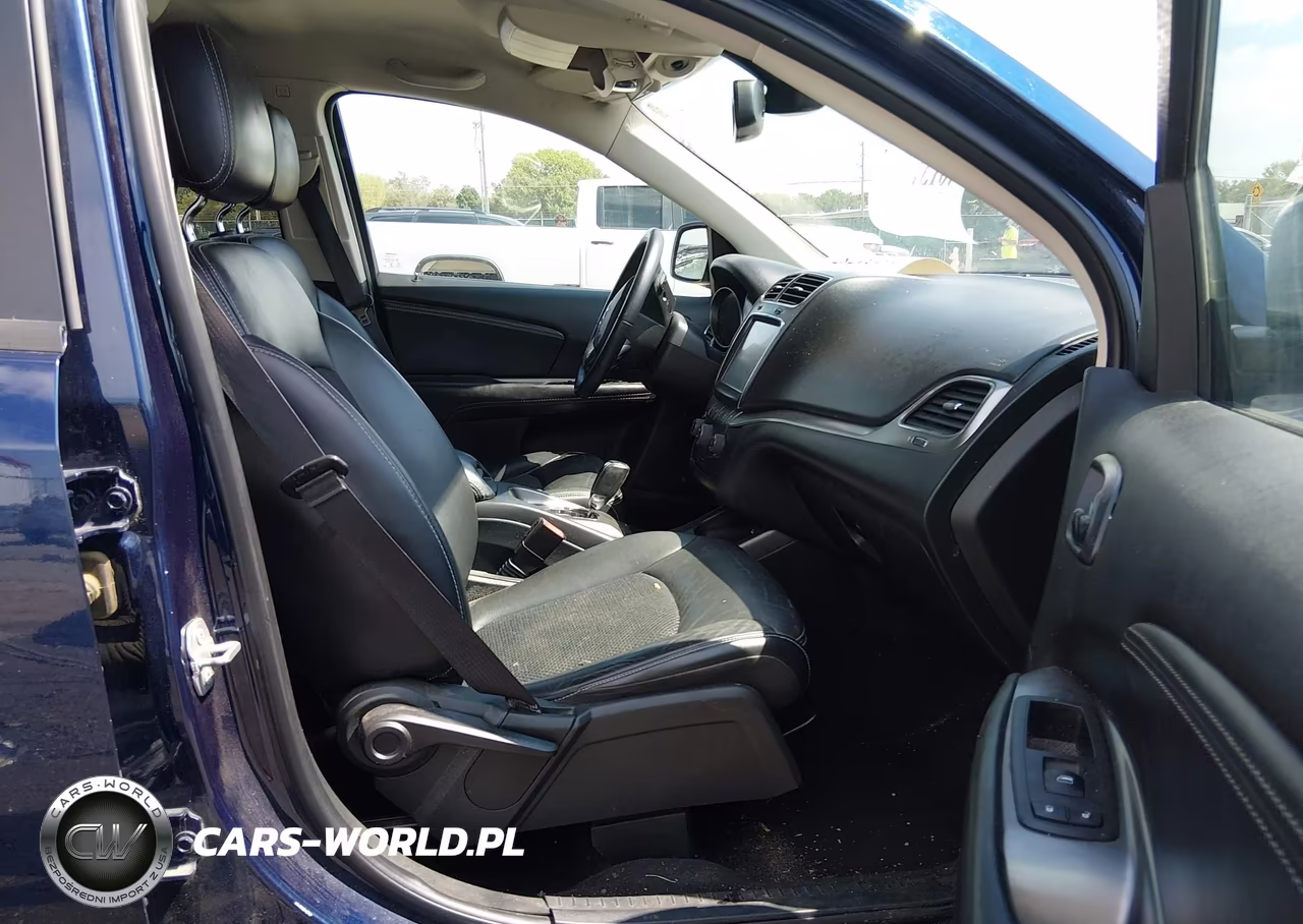 2018 Dodge Journey Crossroad Awd VIN:3C4PDDGG1JT523125 - 5