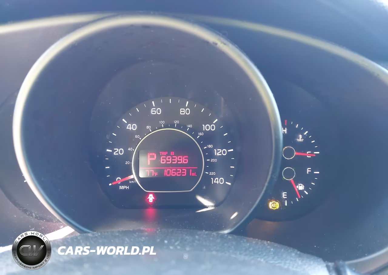 2017 Kia Soul VIN:KNDJN2A24H7459648 - 7