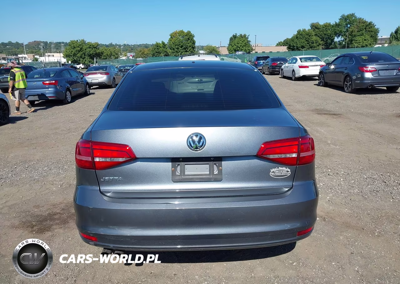 2015 Volkswagen Jetta 2.0L S VIN:3VW2K7AJ8FM341653 - 16