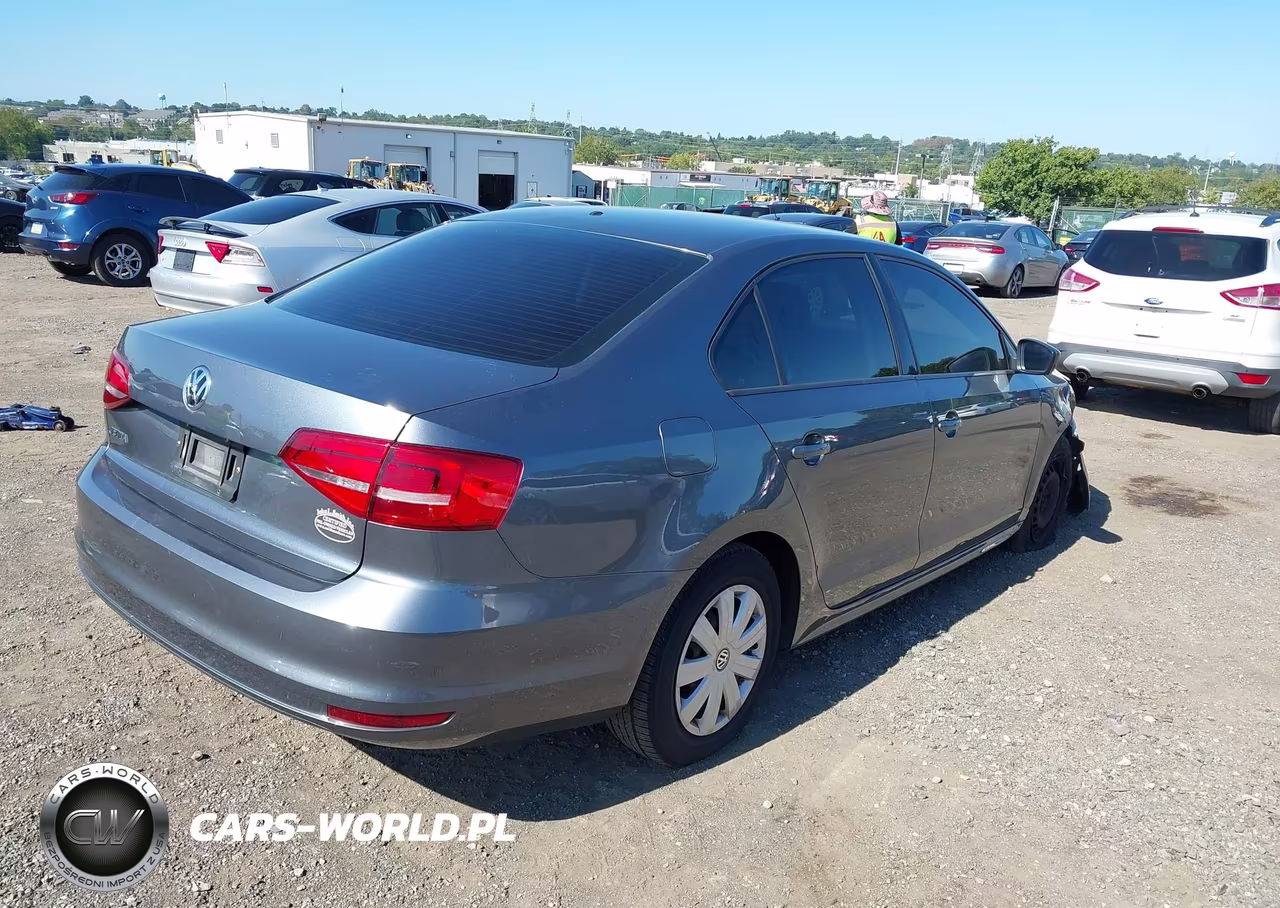 2015 Volkswagen Jetta 2.0L S VIN:3VW2K7AJ8FM341653 - 4