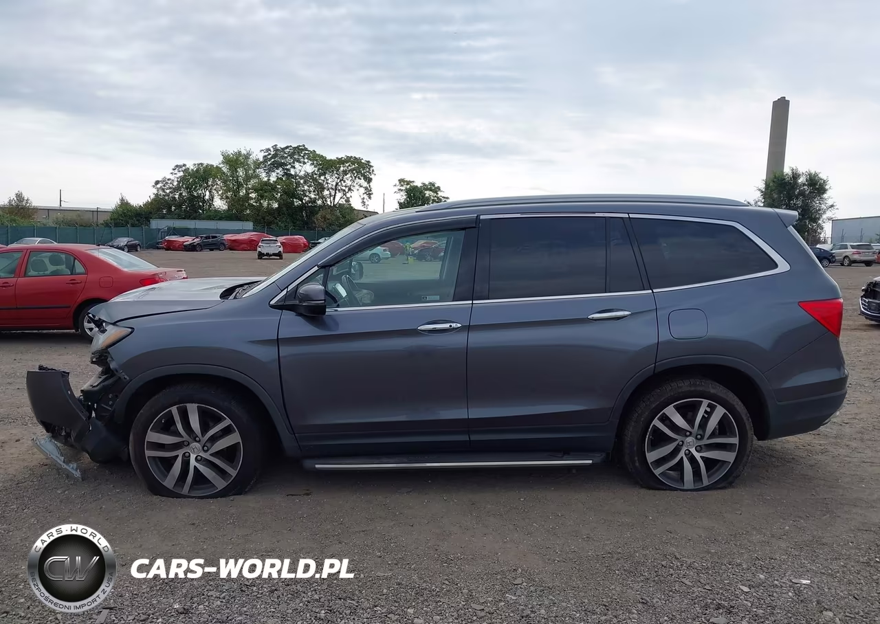 2017 Honda Pilot Touring VIN:5FNYF6H90HB105058 - 14
