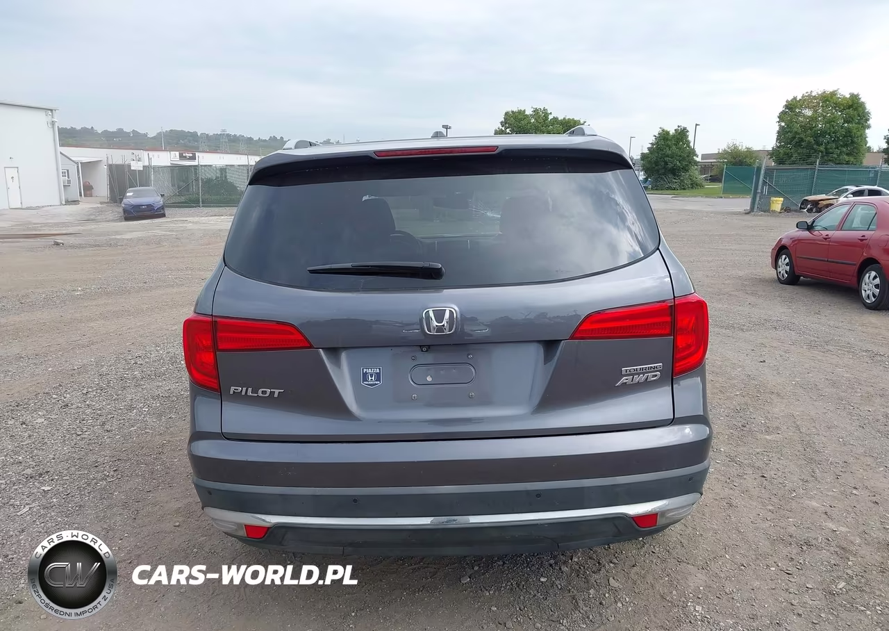 2017 Honda Pilot Touring VIN:5FNYF6H90HB105058 - 16