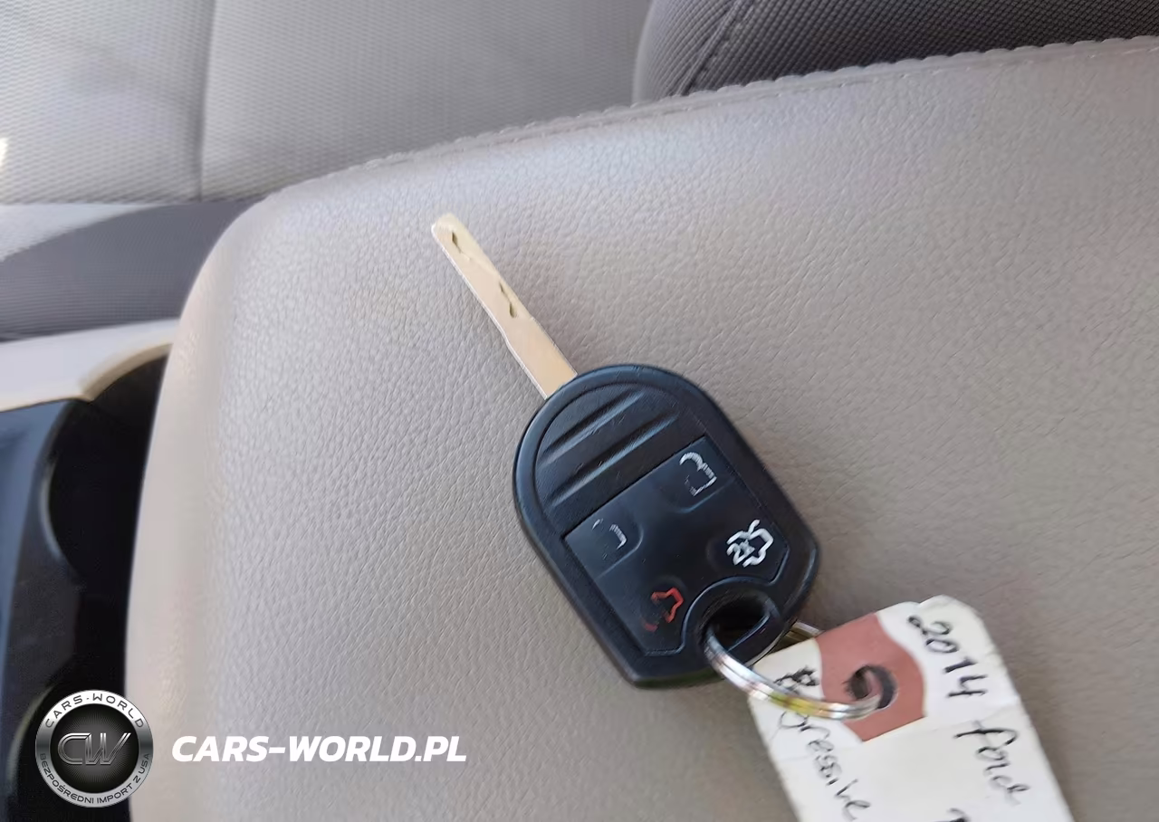 2014 Ford Focus Se VIN:1FADP3F27EL387794 - 11