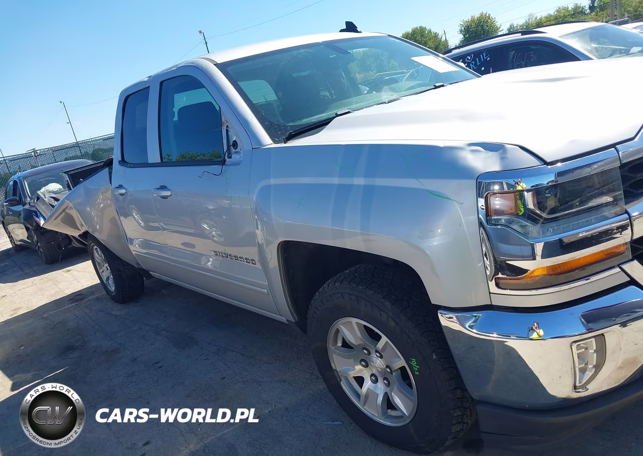 2018 Chevrolet Silverado 1500 1Lt VIN:1GCVKREC1JZ157802 - 13