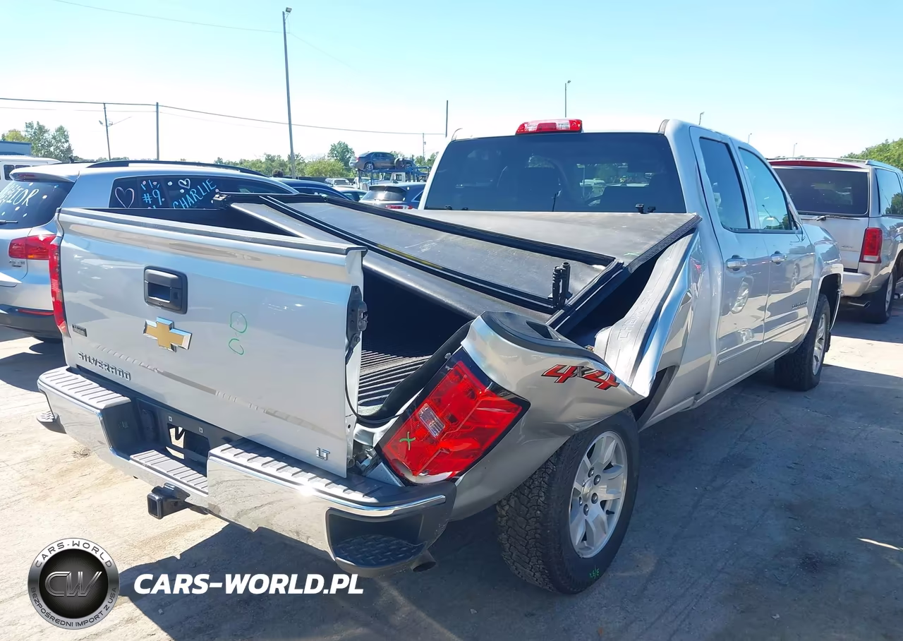 2018 Chevrolet Silverado 1500 1Lt VIN:1GCVKREC1JZ157802 - 4
