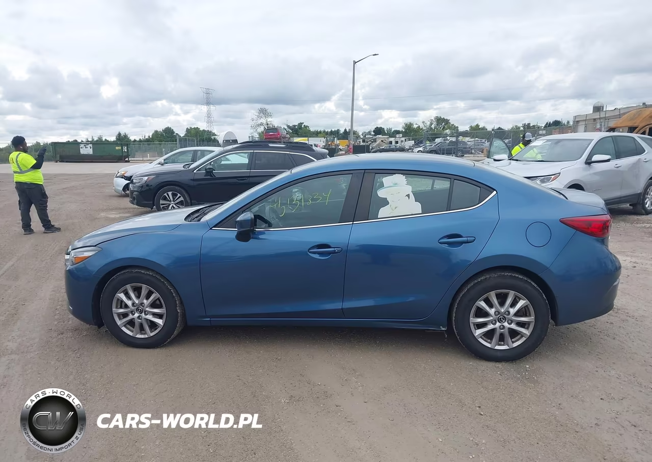 2018 Mazda Mazda3 Sport VIN:3MZBN1U71JM206415 - 14