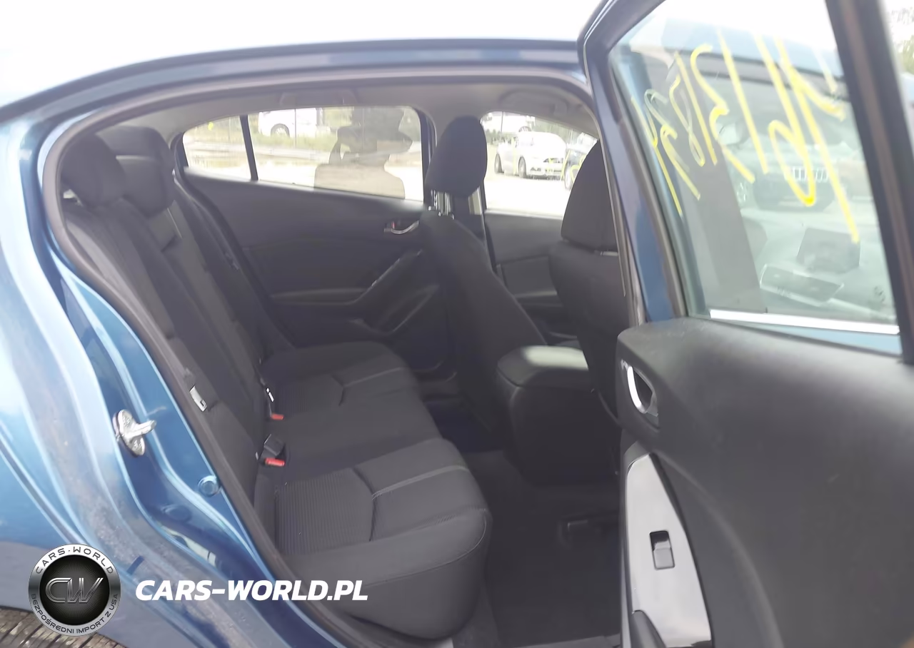 2018 Mazda Mazda3 Sport VIN:3MZBN1U71JM206415 - 8