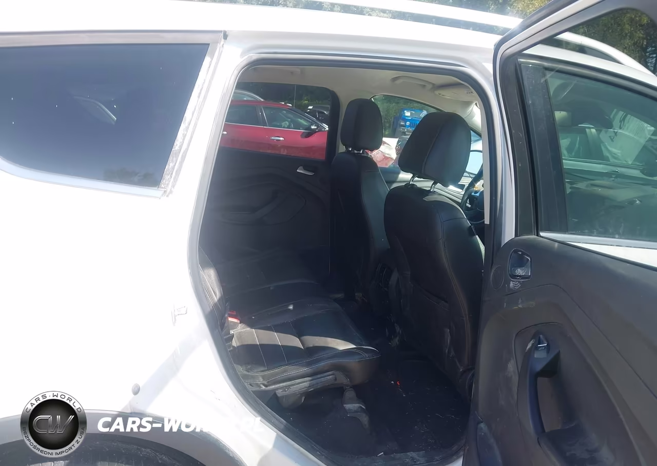 2015 Ford Escape Titanium VIN:1FMCU9JX0FUC37652 - 8